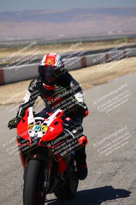 media/Aug-04-2024-TrackDaz (Sun) [[e1ff0814b6]]/Group A/Grid/